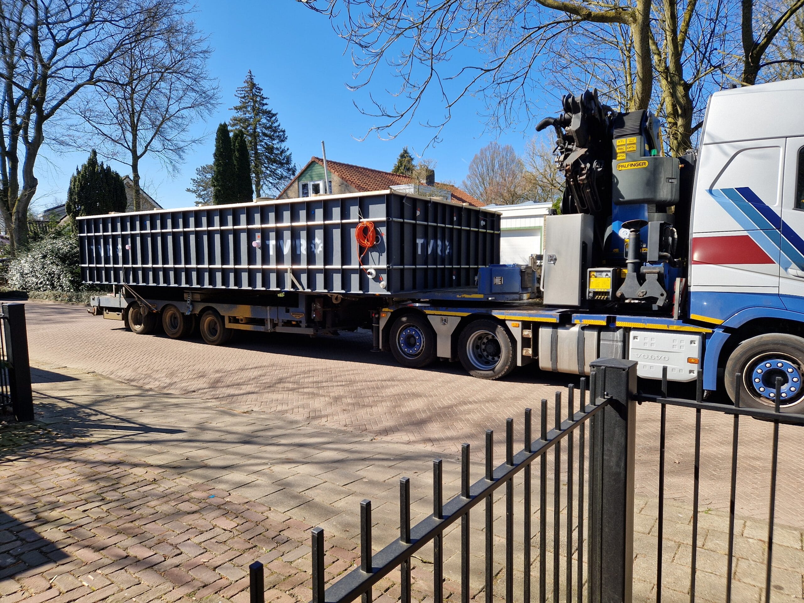 Vossebeld Zwemmen | Drenthe & Hoogeveen Losser